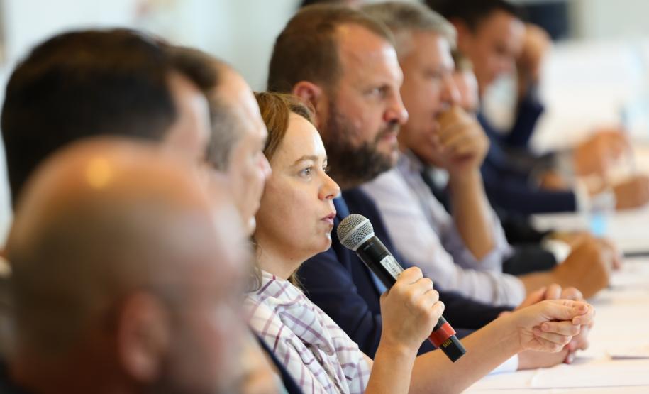 Em reunião com secretariado, governador reforça pedido de gestão guiada pela eficiência