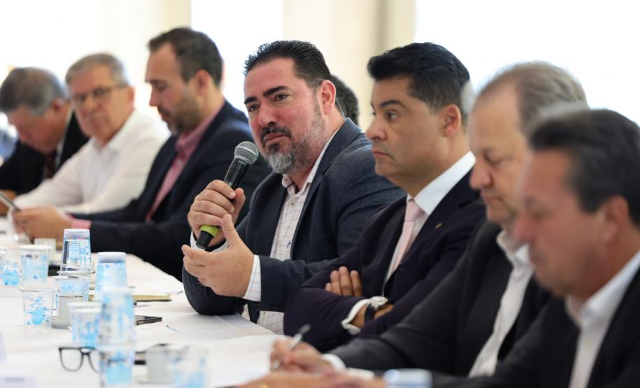 Em reunião com secretariado, governador reforça pedido de gestão guiada pela eficiência