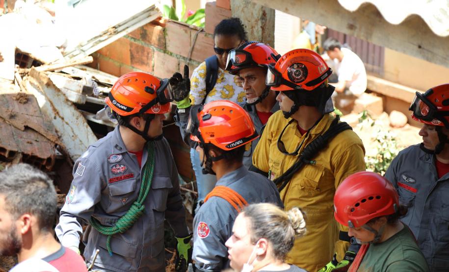 Equipe da Defesa Civil do Paraná vai auxiliar municípios atingidos por chuvas em São Paulo