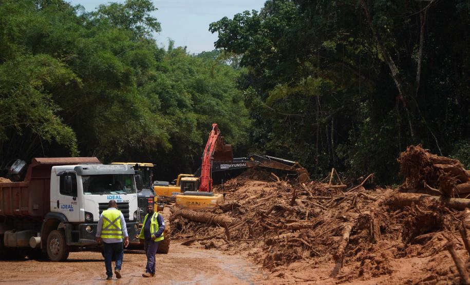 Equipe da Defesa Civil do Paraná vai auxiliar municípios atingidos por chuvas em São Paulo
