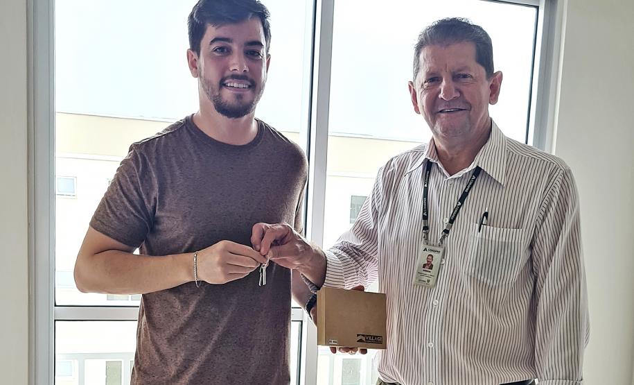 Governo ajuda e 83 famílias de Cascavel realizam o sonho da casa própria