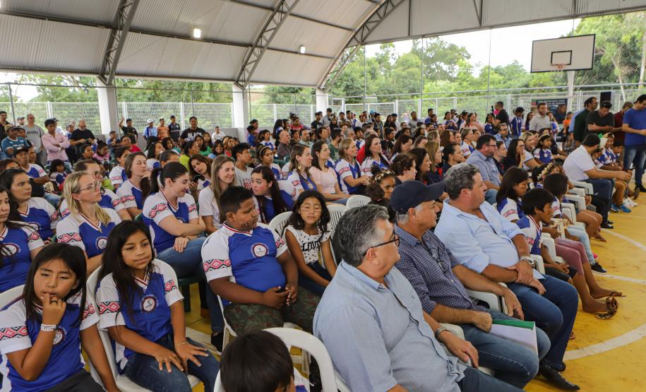Manoel Ribas, 02 de fevereiro do 2023 - O governador Carlos Massa Ratinho Junior entregou na manhã desta quinta-feira as obras de ampliação no Colégio Estadual Indígena Cacique Gregório Kaekchot, na terra indigina Ivaí.