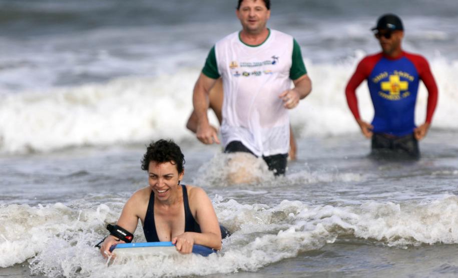 Verão Maior Paraná - Praia Brava de Guaratuba Federação Paranaense de Bodyboarding, do Instituto Guaramar e da prefeitura de Guaratuba, promoveram um evento com PCD - pessoas com deficiência, de pratica do esporte Bodyboarding.