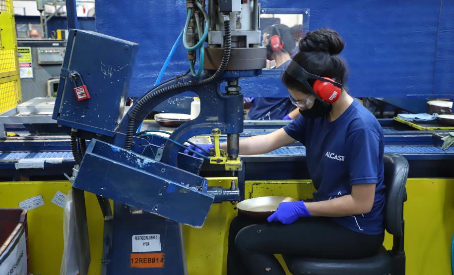 Paraná foi o estado que mais empregou mulheres no Sul do País em 2022