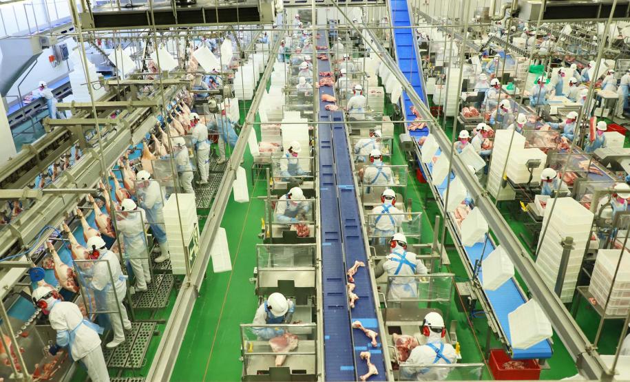 Indústria do Paraná cresce 3,9% em dezembro, melhor resultado do Sul