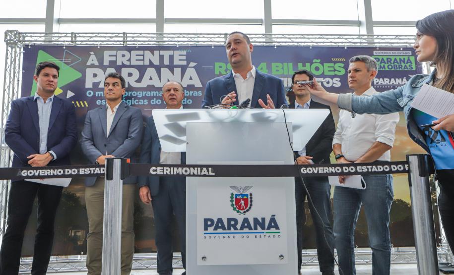 À Frente Paraná: governador anuncia pacote de obras de infraestrutura de R$ 3,4 bilhões