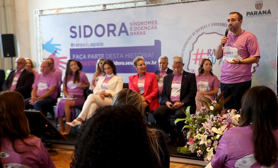 Sidora: Paraná lança sistema para mapear e apoiar pessoas sobre síndromes e doenças raras