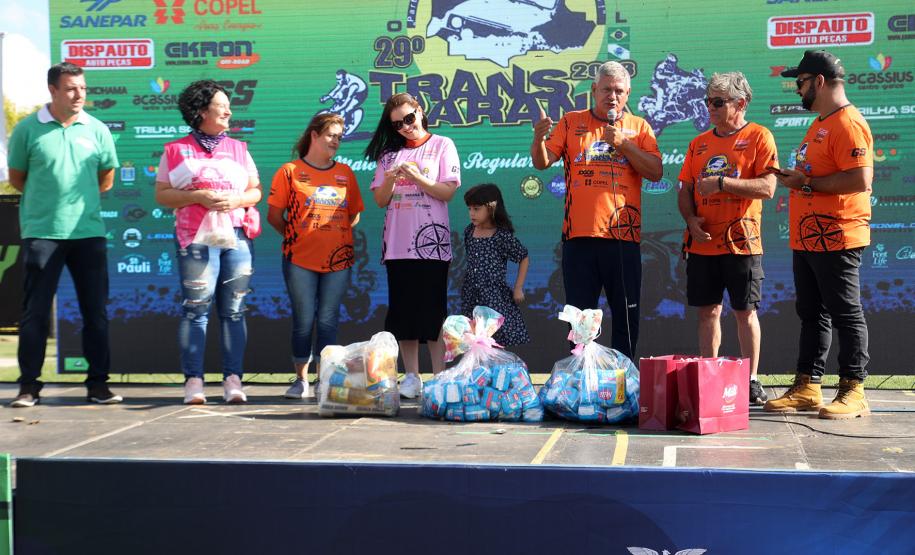 Mais de 1.200 pessoas acompanharam a festa de premiação do Rally Transparaná