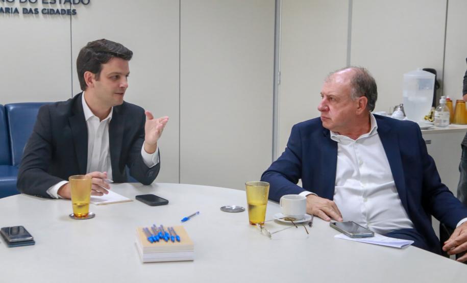 Com R$ 900 milhões em caixa, Sistema de Financiamento aos Municípios atualiza gestão