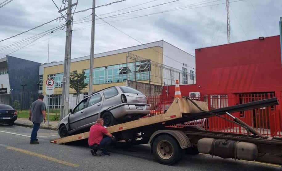 Polícia Civil inicia nova etapa de remoção de veículos apreendidos em delegacias da RMC