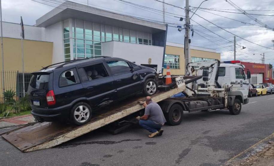 Polícia Civil inicia nova etapa de remoção de veículos apreendidos em delegacias da RMC
