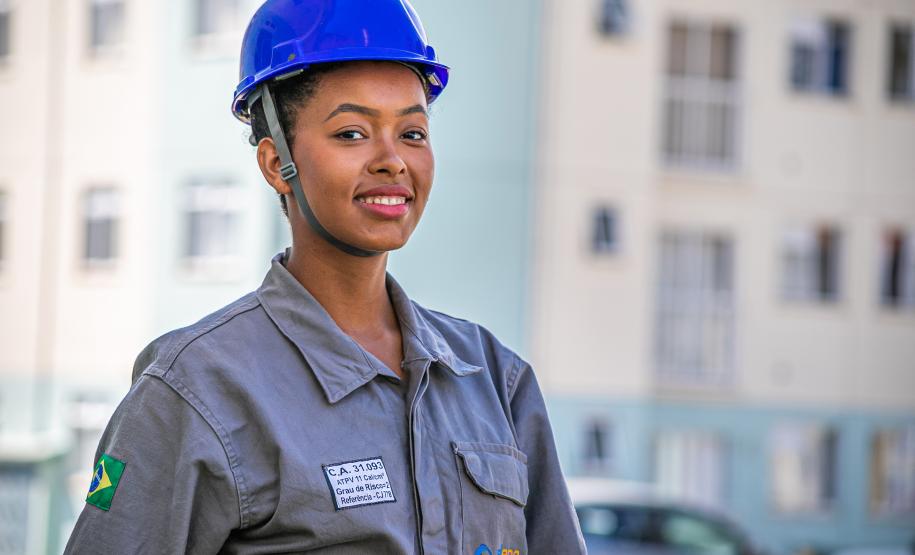 Força de trabalho feminina rompe barreiras e se destaca no programa Rede Elétrica Inteligente
