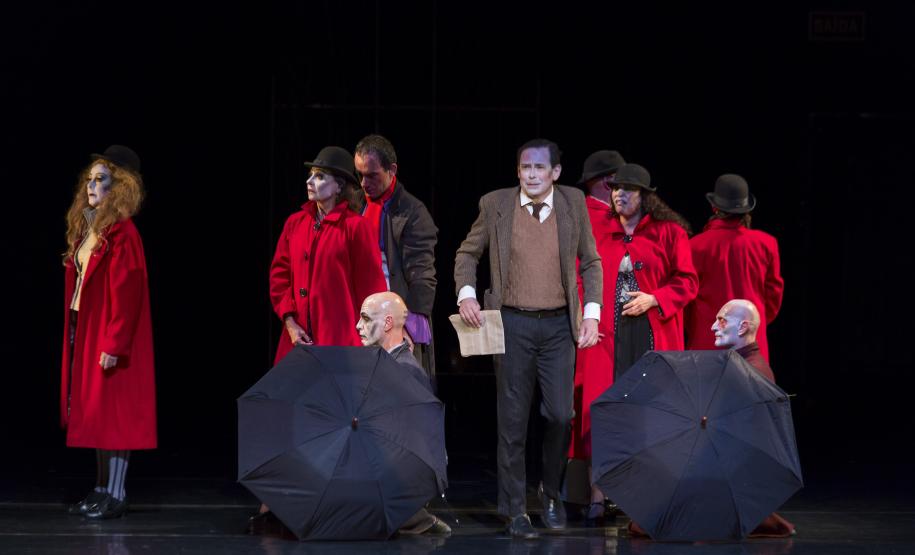 O tempo é o agora para Ana Maria Ferreira Silva, a bailarina mais antiga e em atividade do país.