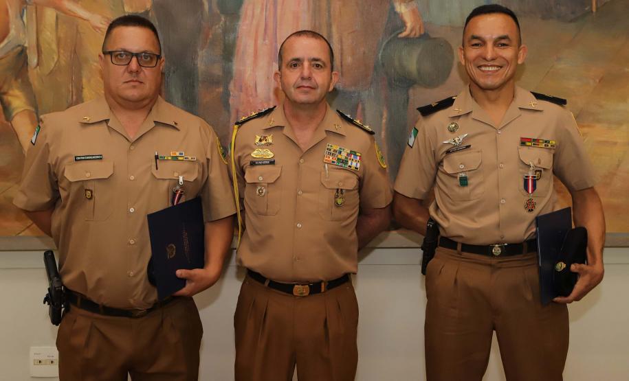 Casa Militar comemora 95 anos e condecora autoridades com medalhas de mérito