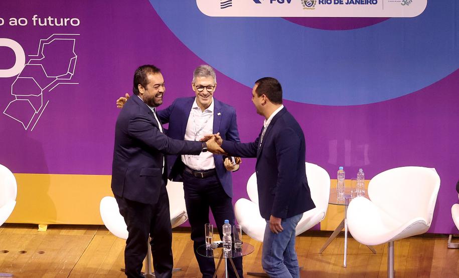 Ratinho Junior reforça importância da integração entre o Sul e Sudeste no 7º encontro do Cosud