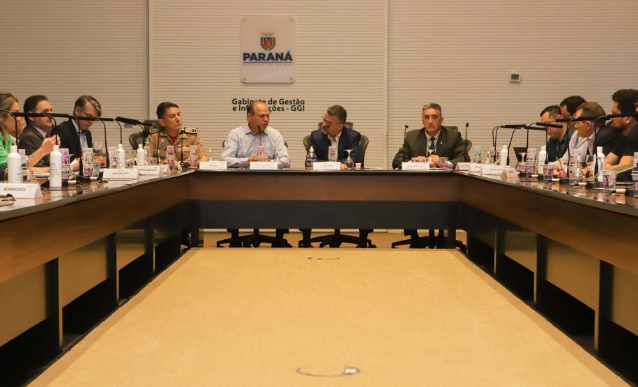 Descomplica Paraná: Estado avança no planejamento para simplificar abertura de empresas