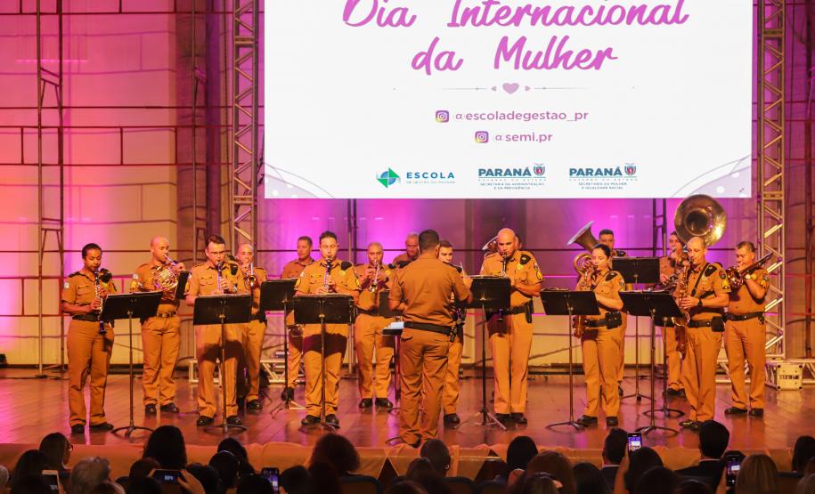 Governo promove atrações culturais para servidoras em comemoração ao Dia da Mulher