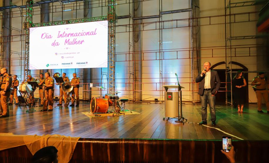 Governo promove atrações culturais para servidoras em comemoração ao Dia da Mulher