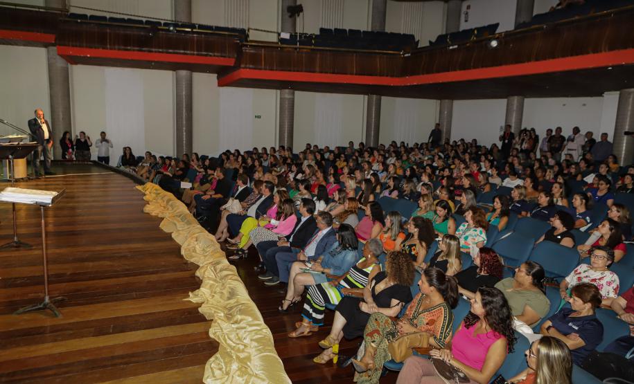 Governo promove atrações culturais para servidoras em comemoração ao Dia da Mulher