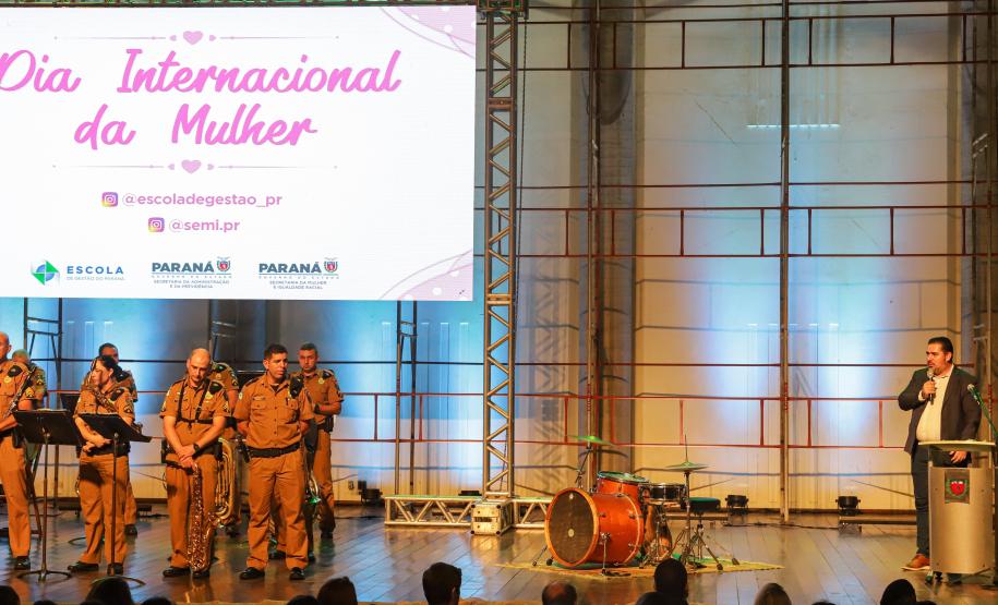 Governo promove atrações culturais para servidoras em comemoração ao Dia da Mulher