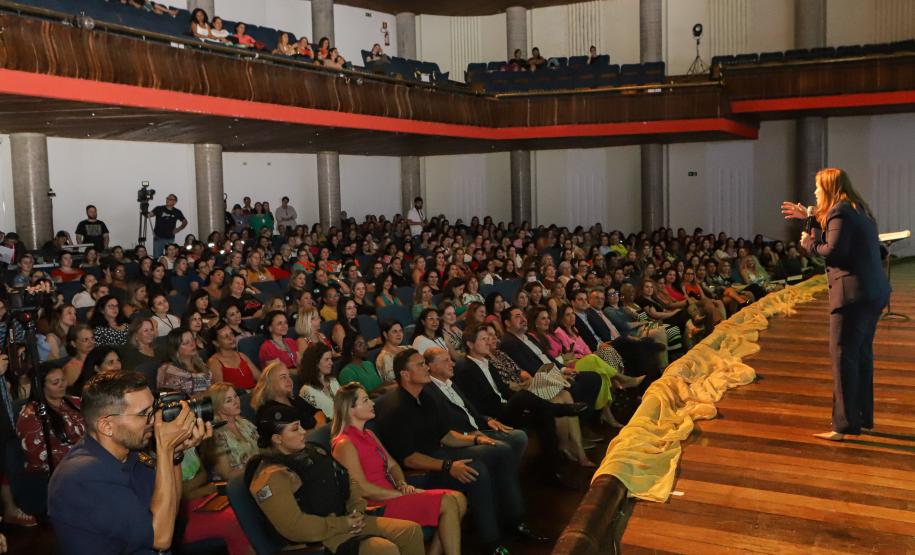 Governo promove atrações culturais para servidoras em comemoração ao Dia da Mulher