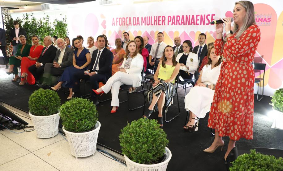 Ratinho Junior anuncia pacote de ações para proteção e valorização das mulheres