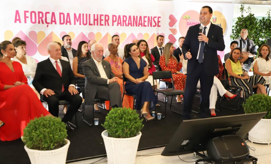 Ratinho Junior anuncia pacote de ações para proteção e valorização das mulheres