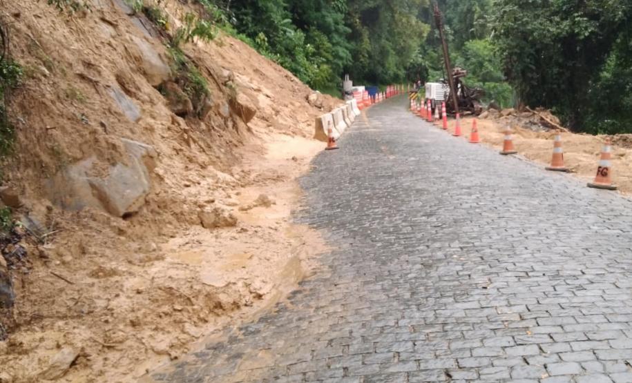 DER/PR libera Estrada da Graciosa após remoção de material e reforço de segurança