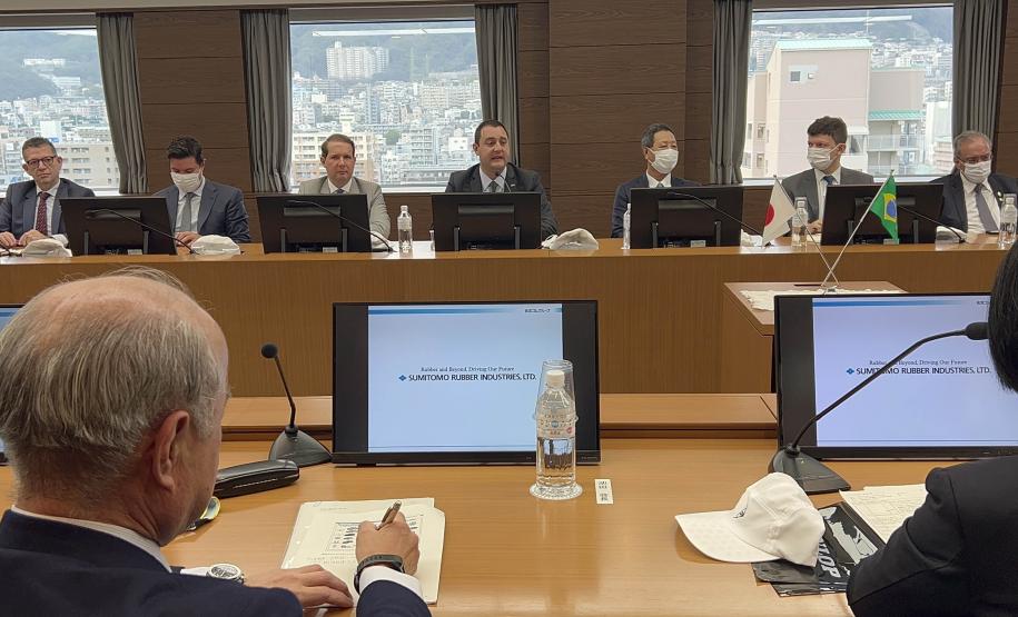 Governador anuncia novo investimento de R$ 1 bilhão da Sumitomo no Paraná