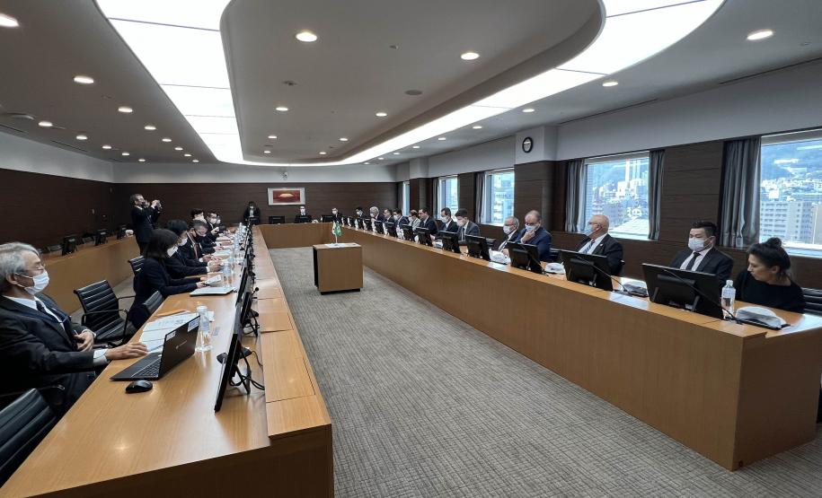 Governador anuncia novo investimento de R$ 1 bilhão da Sumitomo no Paraná