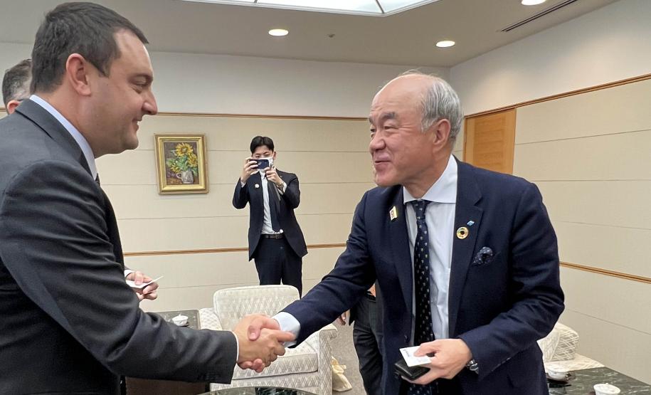 Governador anuncia novo investimento de R$ 1 bilhão da Sumitomo no Paraná