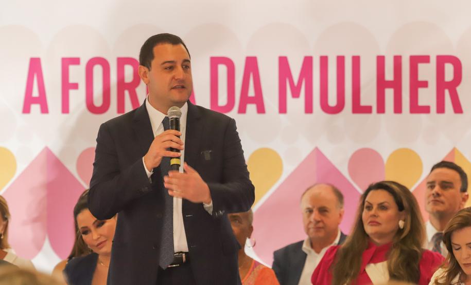 Ratinho Junior anuncia pacote de ações para proteção e valorização das mulheres