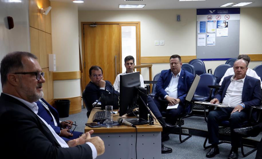 Paraná troca experiências com Sul e Sudeste e articula soluções regionais em diversas áreas