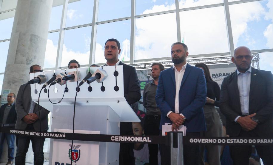 Governador anuncia pacote de ações de prevenção à violência nas escolas