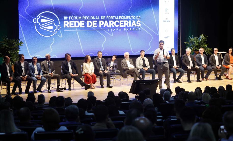 Governo do Estado lança o Conecta399 para acelerar projetos dos municípios paranaenses