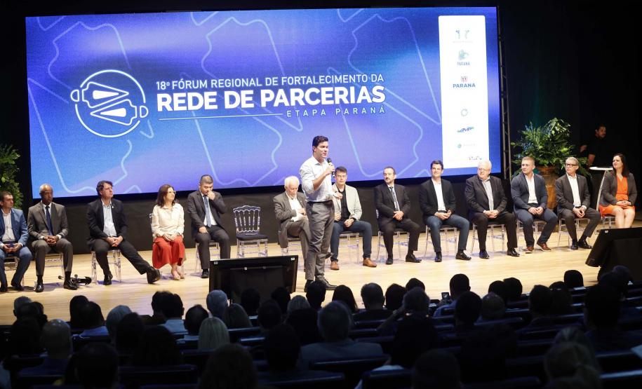 Governo do Estado lança o Conecta399 para acelerar projetos dos municípios paranaenses