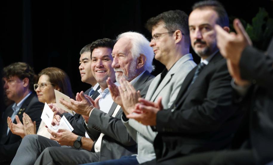 Governo do Estado lança o Conecta399 para acelerar projetos dos municípios paranaenses