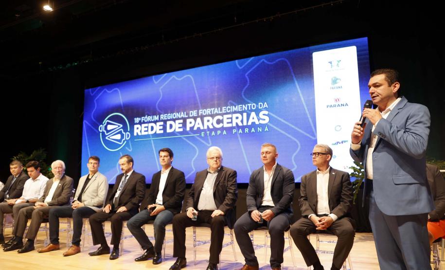 Governo do Estado lança o Conecta399 para acelerar projetos dos municípios paranaenses