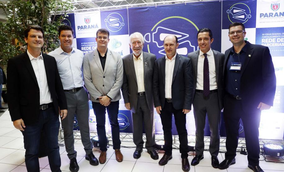 Governo do Estado lança o Conecta399 para acelerar projetos dos municípios paranaenses