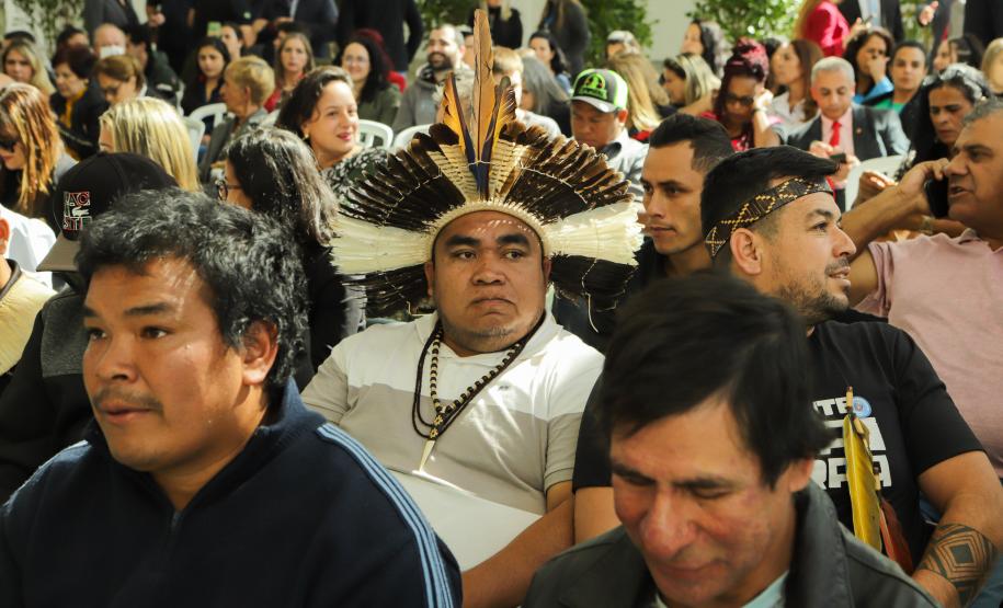 Governador sanciona lei que cria o Conselho dos Povos Indígenas do Paraná