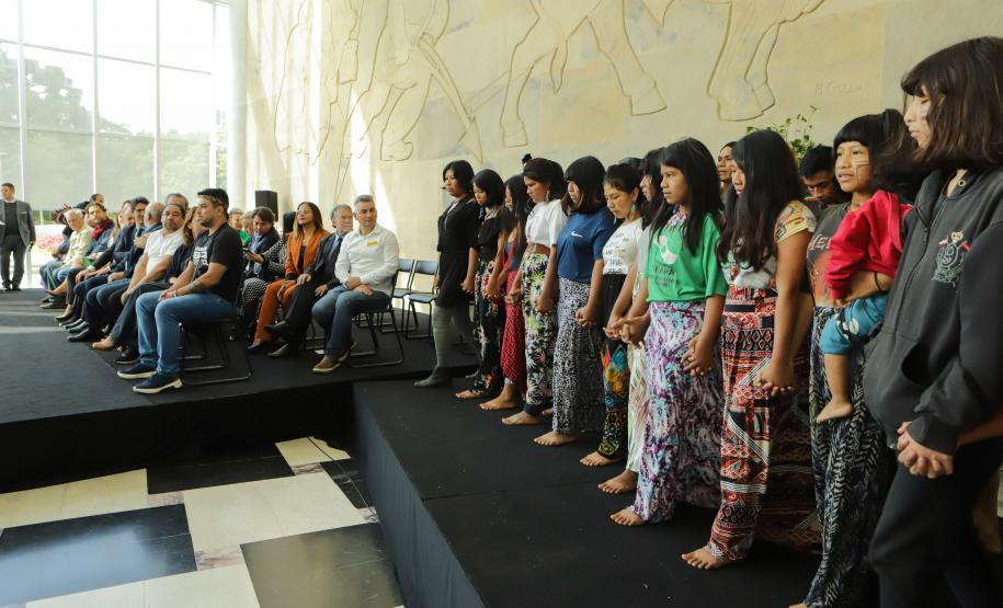 Governador sanciona lei que cria o Conselho dos Povos Indígenas do Paraná