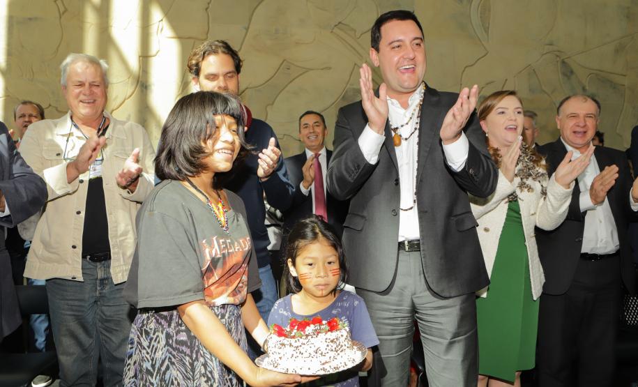 Governador sanciona lei que cria o Conselho dos Povos Indígenas do Paraná