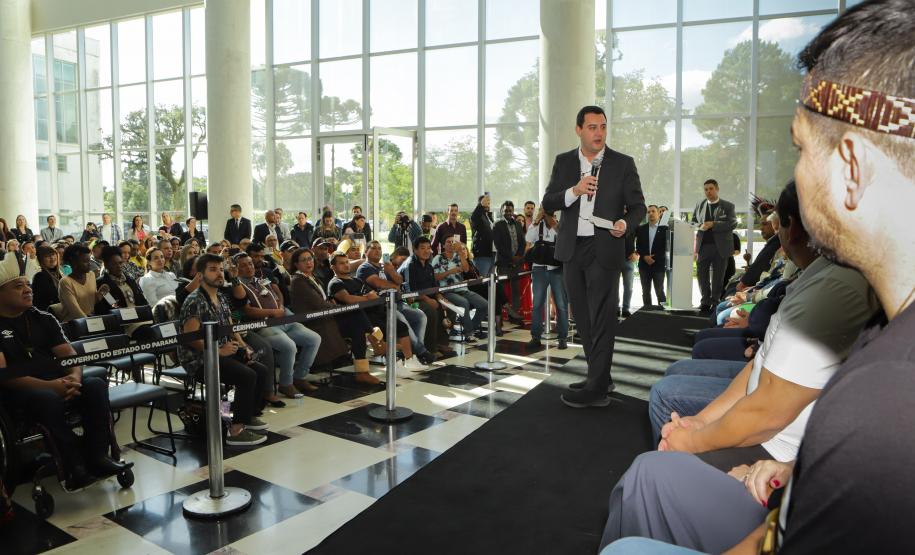 Governador sanciona lei que cria o Conselho dos Povos Indígenas do Paraná