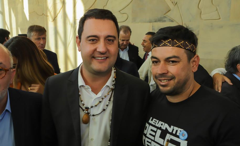 Governador sanciona lei que cria o Conselho dos Povos Indígenas do Paraná