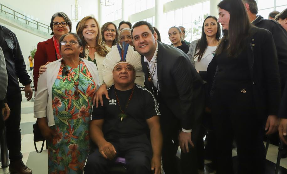 Governador sanciona lei que cria o Conselho dos Povos Indígenas do Paraná