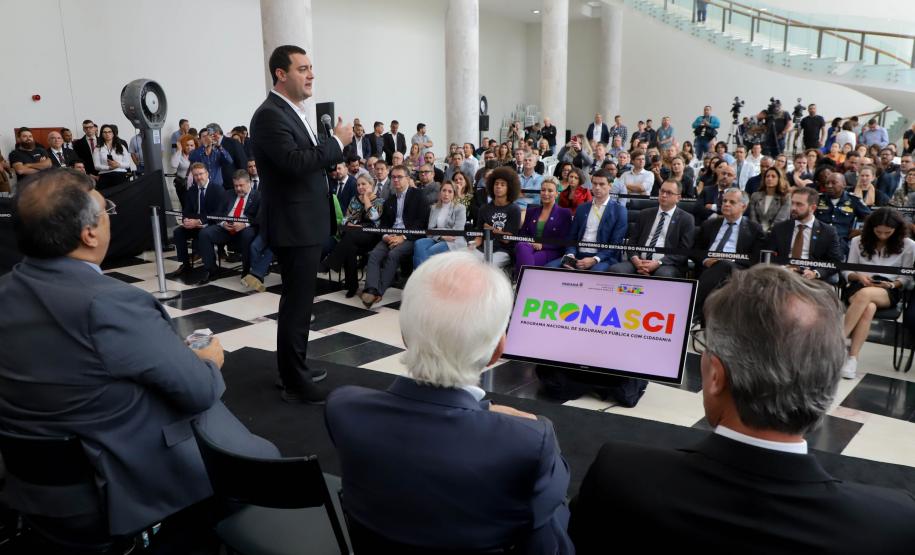 Paraná recebe viaturas do Ministério da Justiça para coibir violência contra a mulher