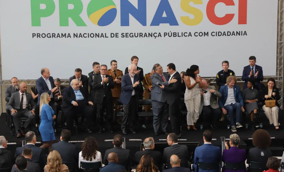 Paraná recebe viaturas do Ministério da Justiça para coibir violência contra a mulher