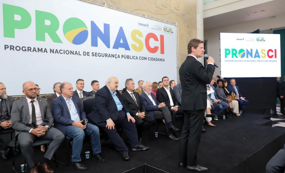 Paraná recebe viaturas do Ministério da Justiça para coibir violência contra a mulher