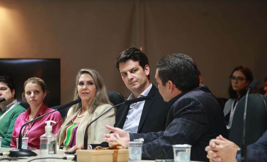 Asfalto Novo, Vida Nova: Governo orienta municípios para acelerar liberação dos recursos