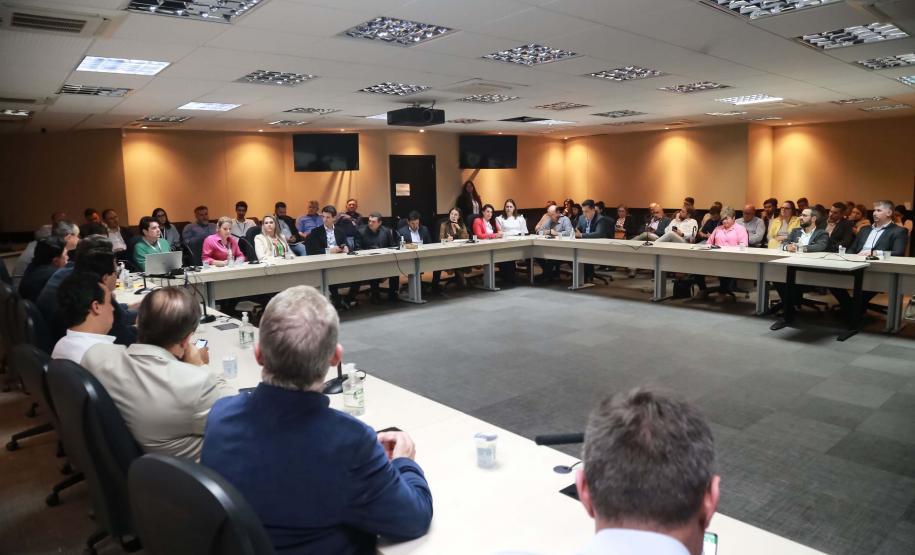 Asfalto Novo, Vida Nova: Governo orienta municípios para acelerar liberação dos recursos